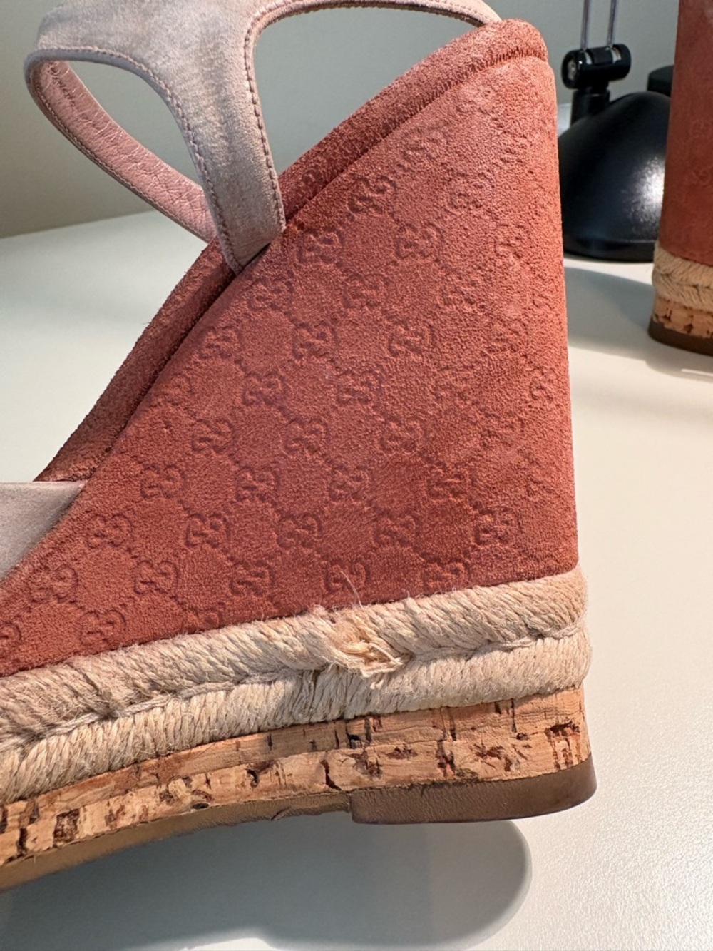 Gucci Dusty Pink Suede GG Wedge Espadrille Sandals 37.5 - Picture 5 of 12
